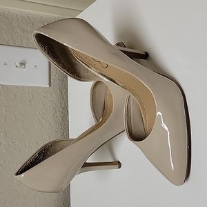BCBG Nude Pumps